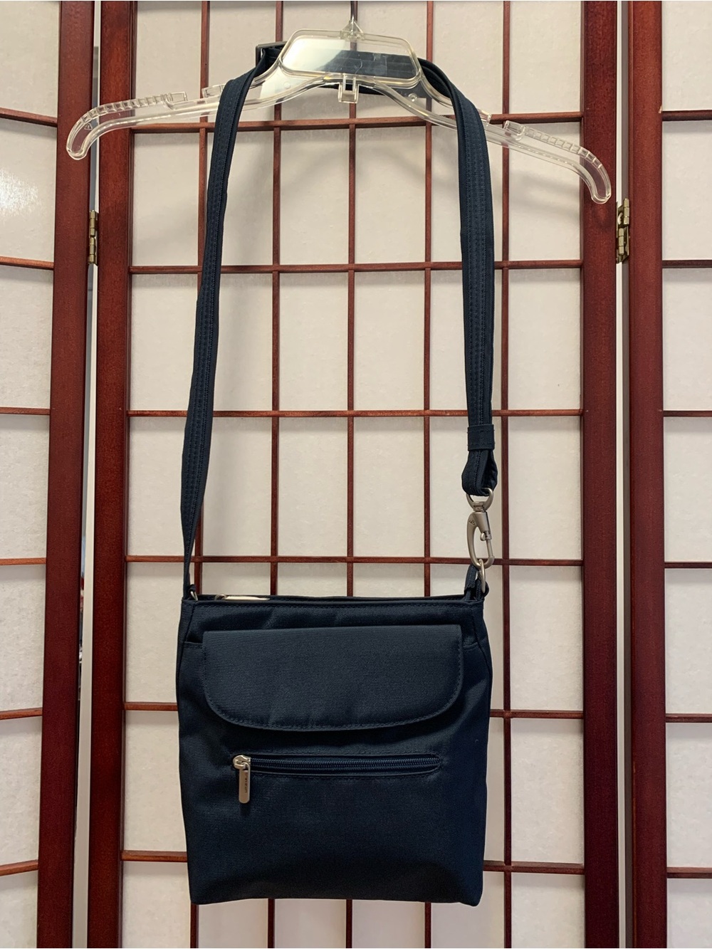 EUC TRAVELON Navy-Blue Security Travel Crossbody Handbag 8.5”x8.5””